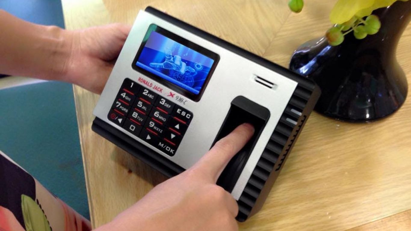 quản lý chấm công tránh sai sót